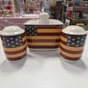 Jay Import Company American Flag Napkin Holder Salt Pepper Shakers Set